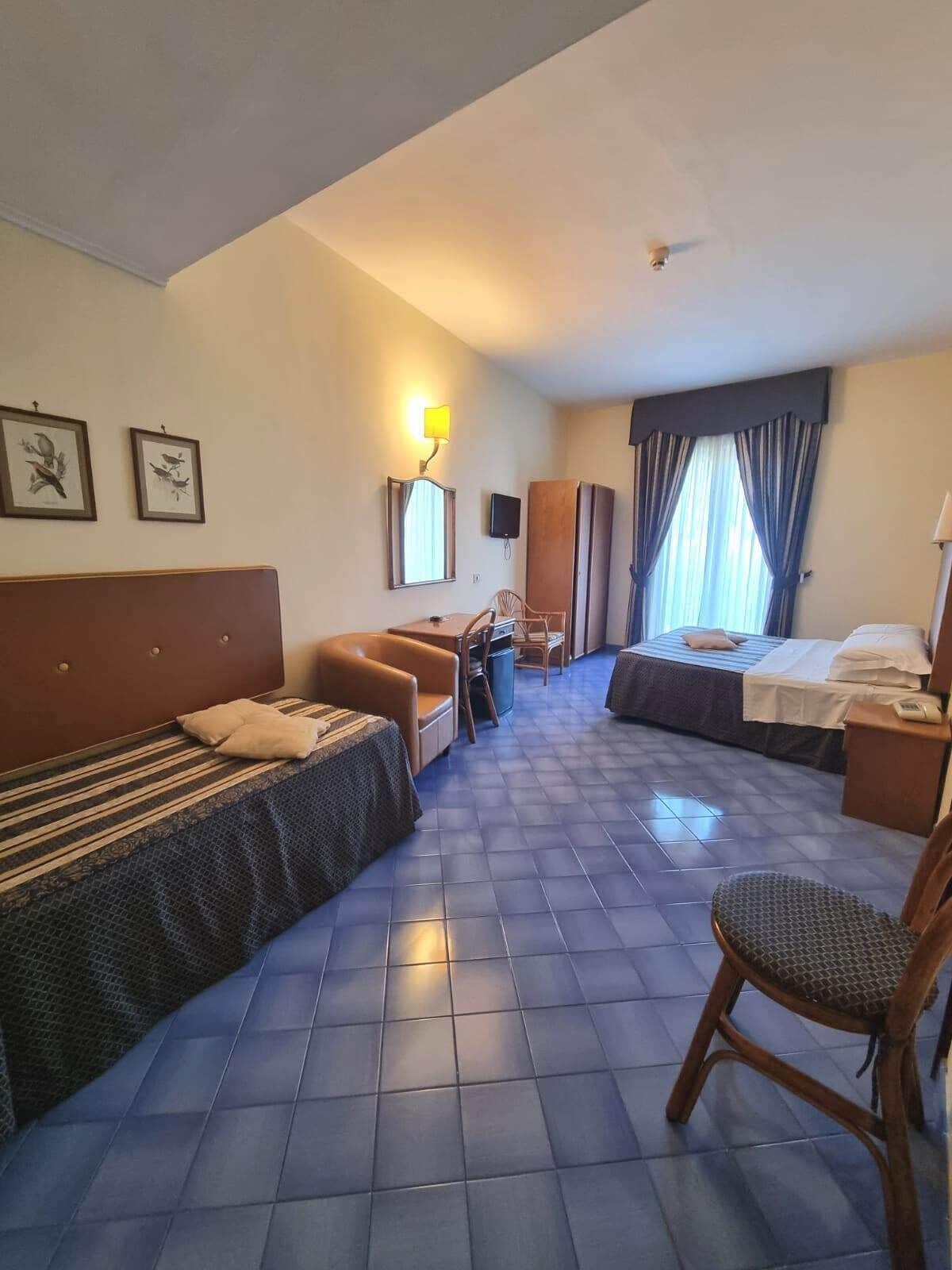Hotel Girasole Sorrento Exteriör bild