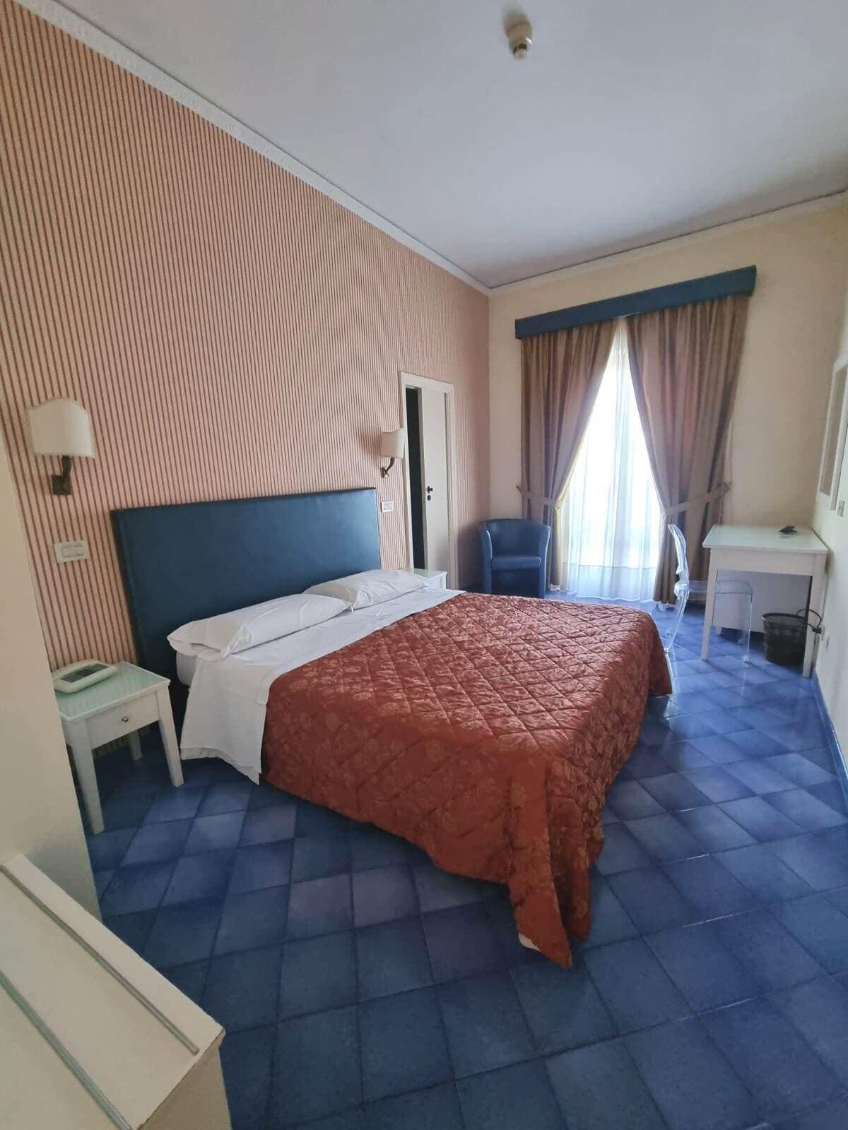 Hotel Girasole Sorrento Exteriör bild