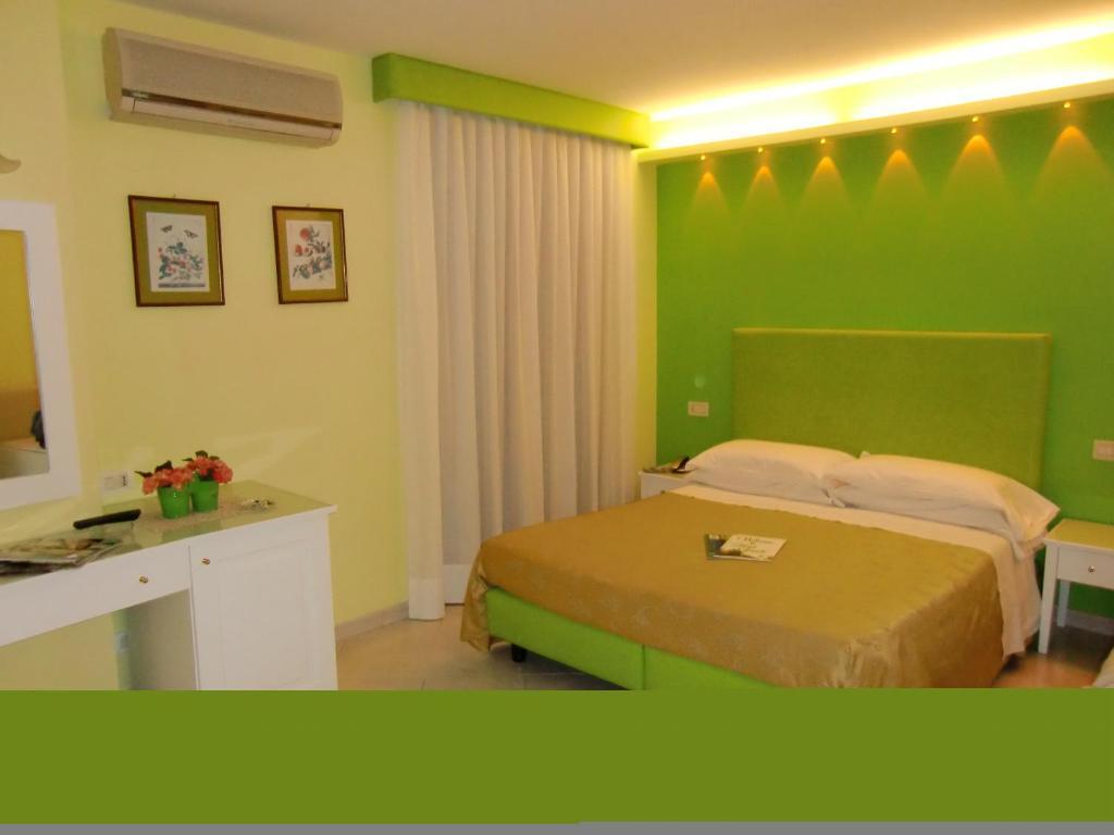 Hotel Girasole Sorrento Exteriör bild